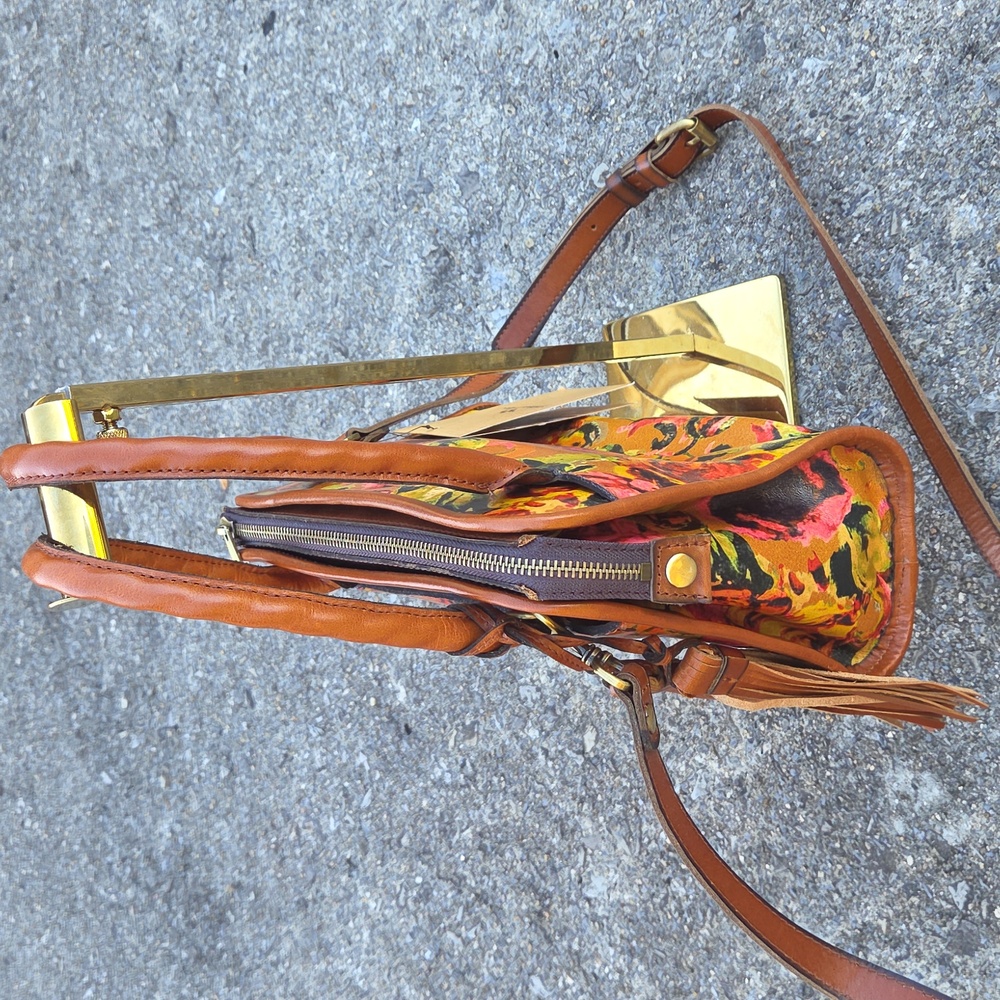 Patricia Nash Paris Summer Roses Leather Crossbody Satchel $199 Retail. NWT - Picture 6 of 17